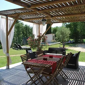 Le Cabanon Tendance Du Luberon , Mérindol France